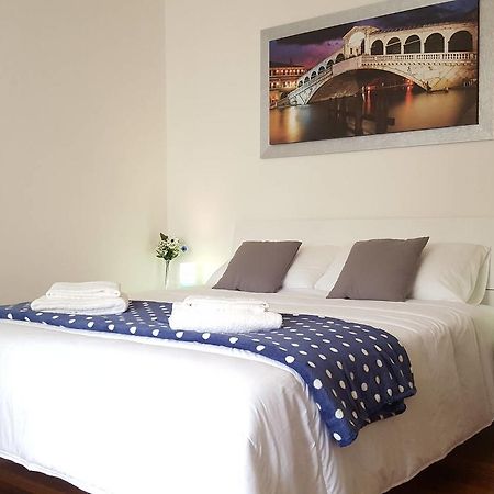 B&B Bluevenice Mestre Exterior photo